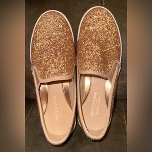 Fever Sole Gold Glitter Women's Slip-On Shoes